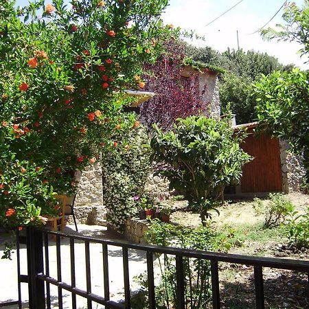 Emilio'S House Villa Agia Paraskevi  Buitenkant foto